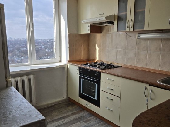 2 кімнатна, Івана Богуна, цегла, сертифікат Чернігів