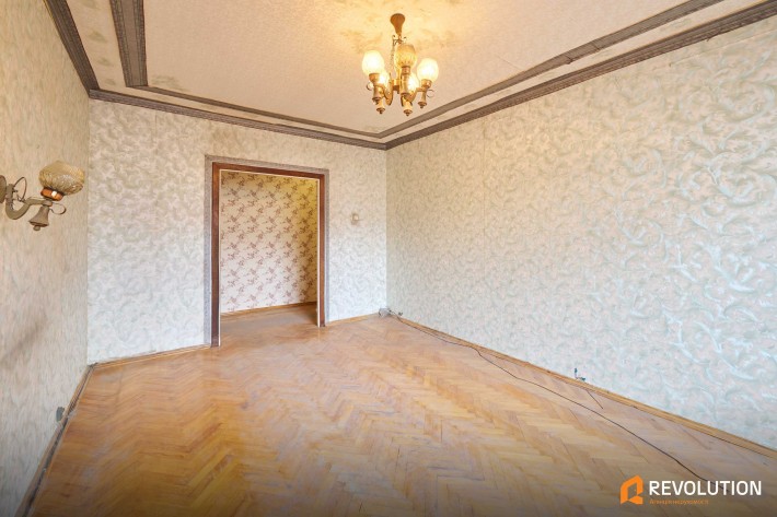 Продаж 3кім. квартири під ремонт, просп. Червоної Калини 34, Троєщина - фото 1