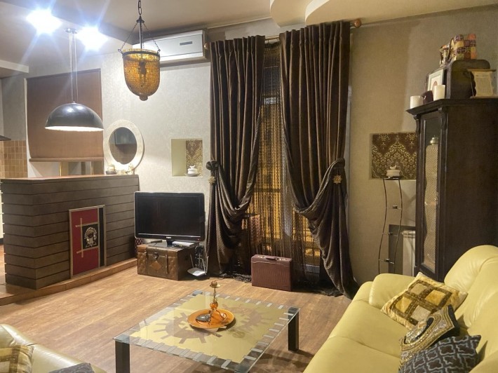 Власник! Центр, біля метро Палац Україна , В. Васильківська, Печерськ - фото 1