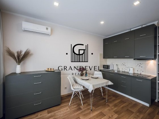 Продаж 1к квартири в ЖК Метрополія по вул. Кам'янська 6, метро Вирлиця