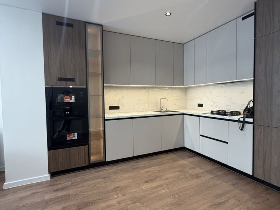 Продаж 1.5 кі-ноі квартири/ Газ Ужгород