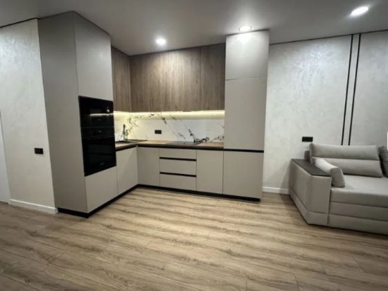 Продаж 1-к квартири вул. Змієнка Всеволода 30 Метро Нивки. Киев