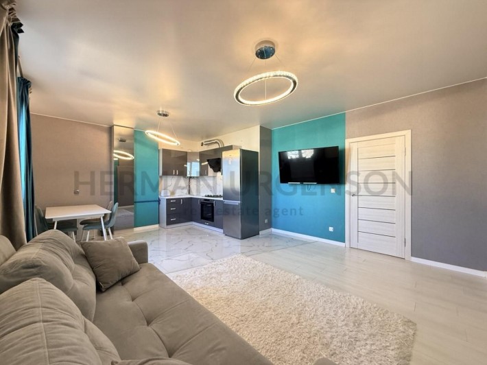 Продаж 1к квартири 55 м.кв / вул. Закарпатська, БАМ - фото 1