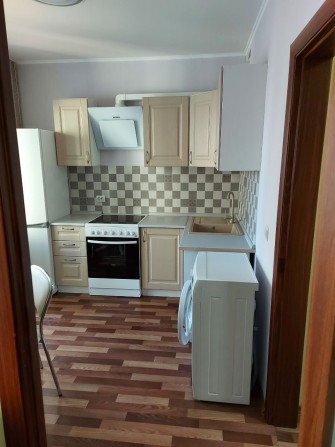 Продаж 1 кімнатна ЖК Патріотика Гмирі 10/40 - фото 1