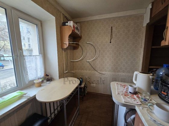 Продаж 2к. квартири метро  Сирець, Дорогожичі Малакових Продаж Щусєва