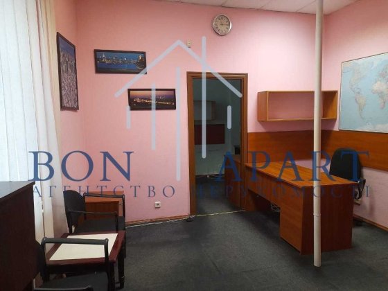 Продаж 2 к квартири у царському будинку в центрі, м. Лук"янівка Київ