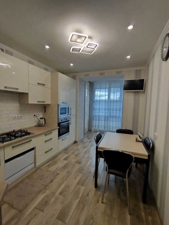 Продається 1-но кімнатна квартира в новому сучасному ЖК, Стан на 5+. - фото 1