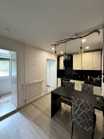 Продаж 2к. квартира просп. Космонавтів Ремонт Меблі - фото 1