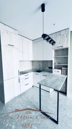 Продаж 1 кімнатноі квартири студіі , вул Чорновола . - фото 1