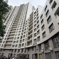 Продаж 5-к квартири вул. Василя Тютюнника 28а Киев