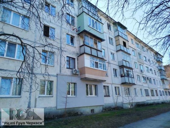 Продаж 1 - но кімнатної квартира по вул. Самійла Кішки, 183. Черкассы