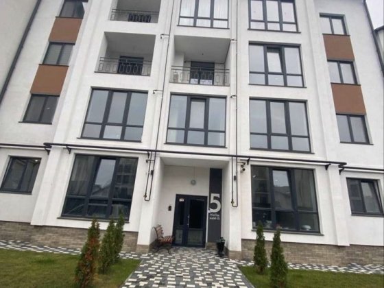 Продаж пентхаусу в спокійному районі Черновцы