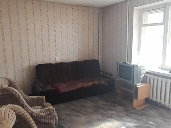 Продам 2-кімнатну квартиру неподалік центру по низькій ціні Чернігів