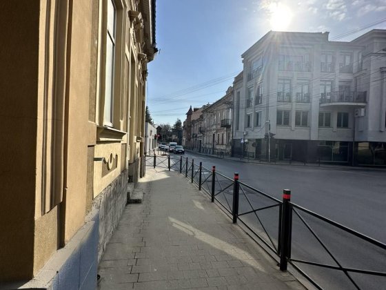 Продається 2 кімн. Кв. В центрі міста Ужгород