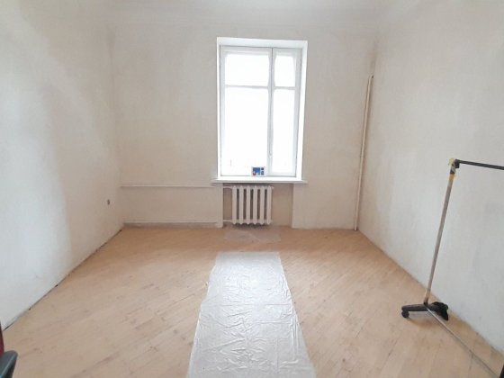 2-к квартира в центрі: 2 поверх, стіни 1.2 м + 2 підвали по 15 м² Винница