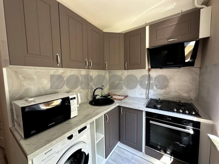 Продаж 1к, ремонт, Єреванська 14б, 32м2 - фото 1
