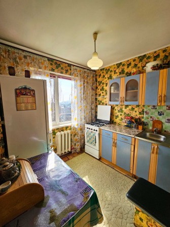 Терміновий продаж 1к квартири по вул. Шкільна - фото 1