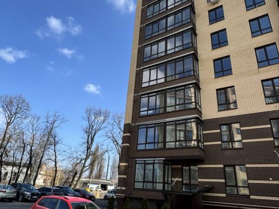 Продам сучасну  1к квартиру  на 3 поверсі в новобудові від власника Чернигов