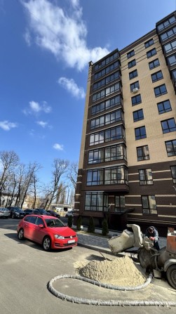 Продам сучасну  1к квартиру  на 3 поверсі в новобудові від власника - фото 1