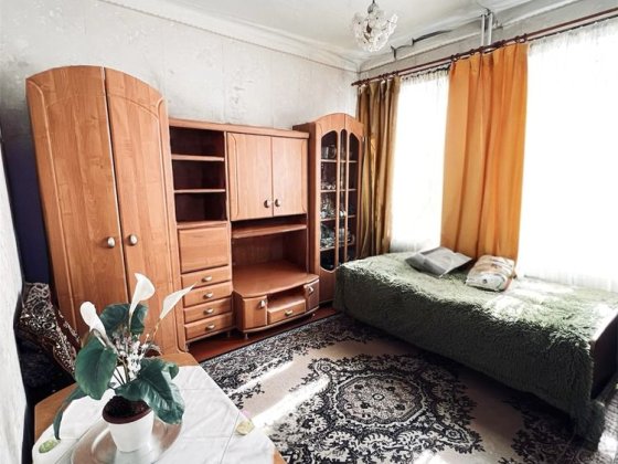 Продається 2х кімнатна квартира в тихому центрі, вул Митницька Черкассы