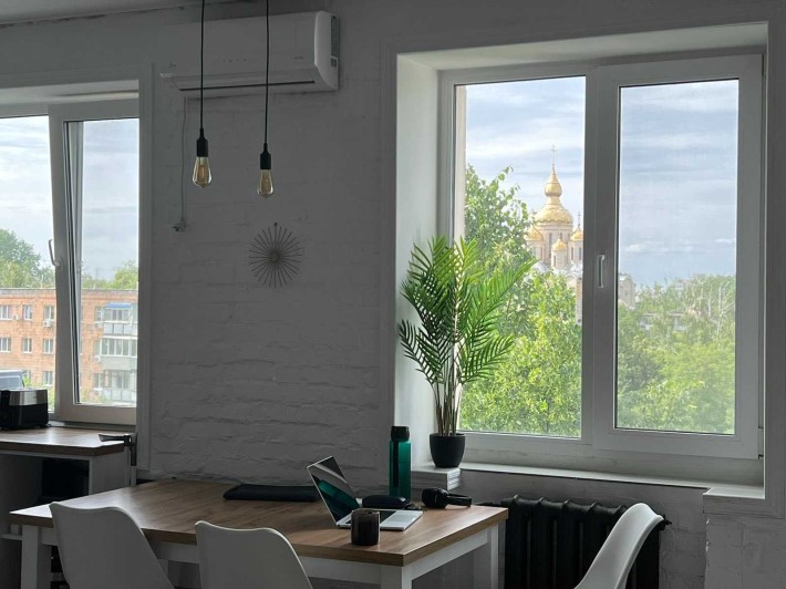 Продаж квартири з ремонтом в Центрі Соборний парк - фото 1