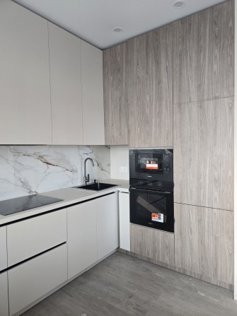 Продається сучасна 2 кімнатна квартира в м. Ужгород - фото 1