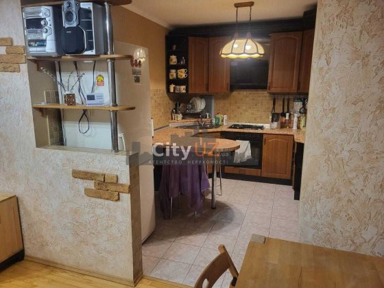 Продається квартира неподалік центру в Ужгороді Ужгород