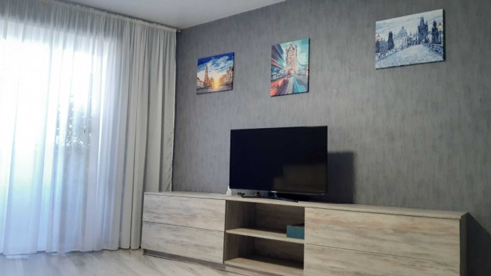 2 кім Центр Податкова - фото 1