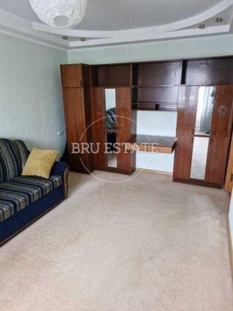 Продам 2 к вул Алішера Навої просп., 76 м.Дарниця - фото 1