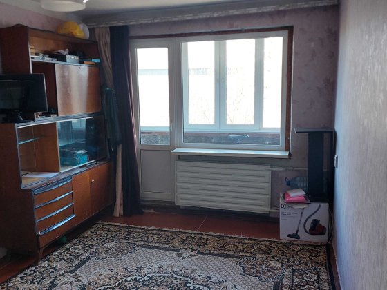 Продаж 1-кімн. квартири в 5 поверховому панельному будинку Чернігів