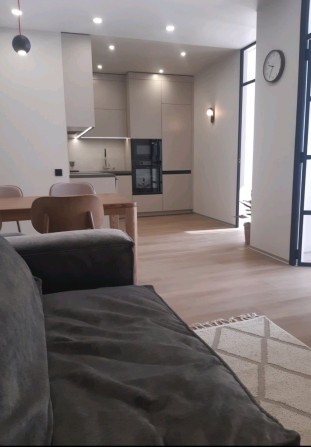 Сучасна 3-а кв-ра в центрі. Новобуд - фото 1