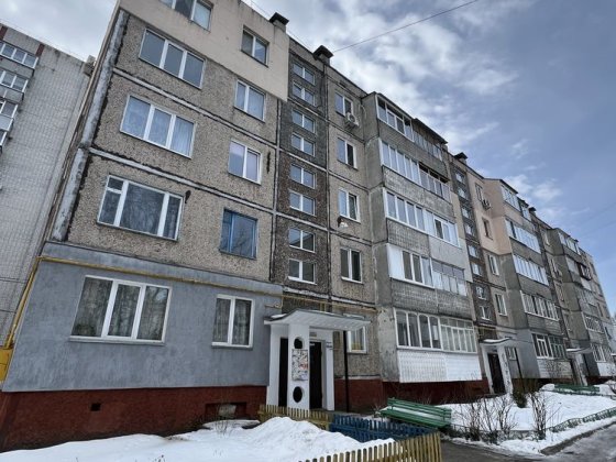 Продаж ! Квартира у центрі Чернігова .. Гоголя 8 ( ЦУМ) Чернігів