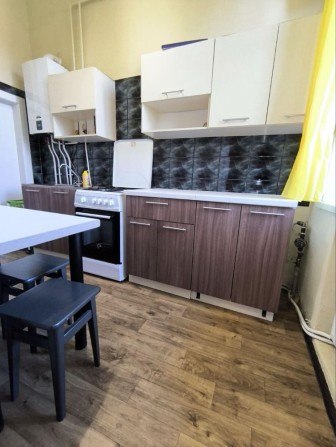 Продаж квартири в центрі міста - фото 1