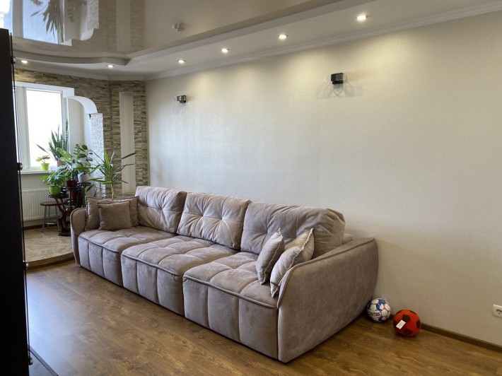 Продам 3 кімнатну Дніпроплаза - фото 1