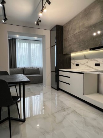 Продаж! 2-кімн. НОВОБУДОВА з РЕМОНТом - фото 1