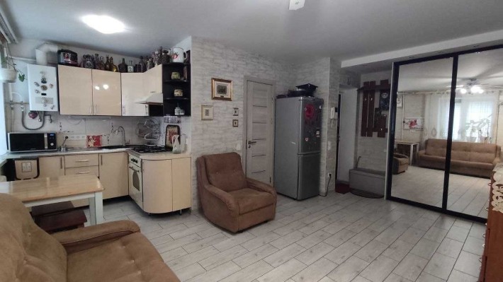 Продаж 3-кімнатної квартири. Тихий центр, вул. Грушевського - фото 1