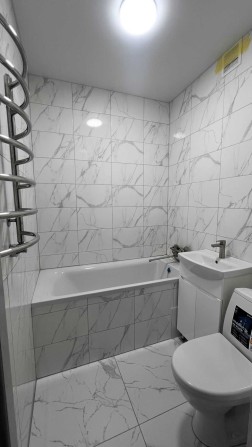 Продаж 2к квартира, АГВ, Цегла , Ремонт.Купити двохкімнатну квартиру - фото 1