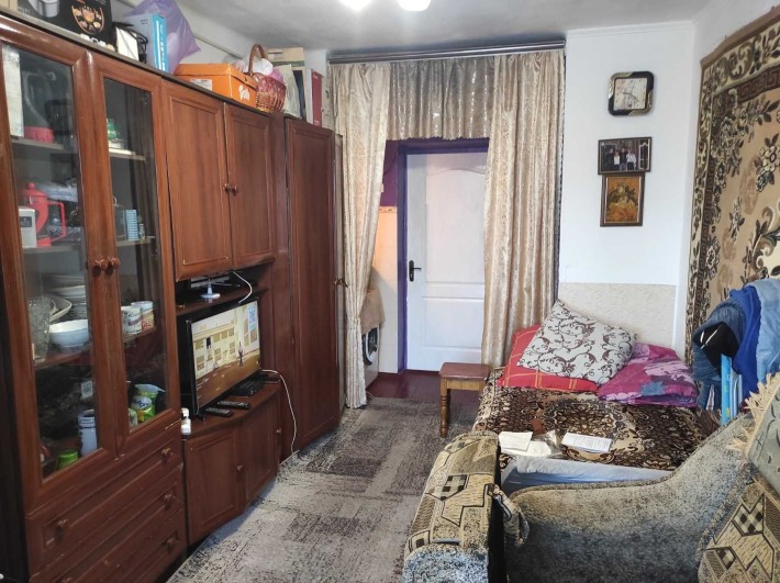 Велика кімната 16м2, з умивальником на Антонова. - фото 1