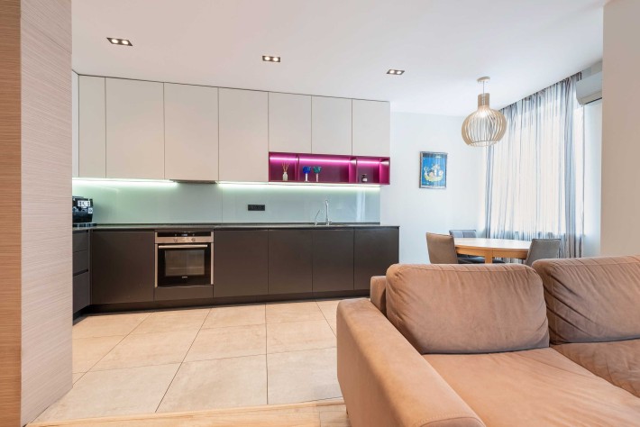 Продаж стильної 3к квартири 122 кв.м, Чорновола 27 - фото 1
