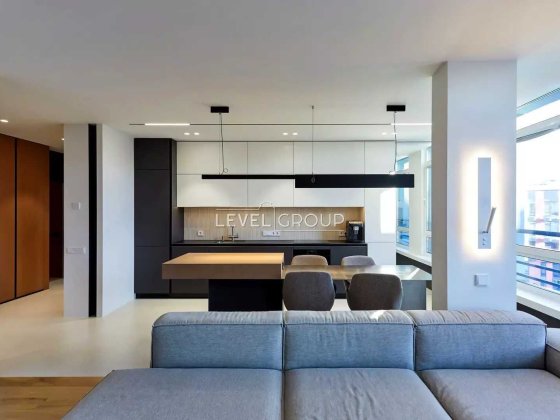 Продаж 2к квартири 85м2 ЖК Respublika Тадея Рильського Теремки