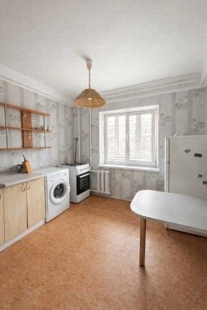 Продаж 1 кімн. квартири, вул. Автозаводська 27, Пріорка, Оболонський - фото 1