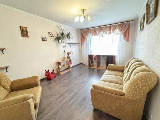 Продаж 2 к. кв. Виноградар, вул. Свободи