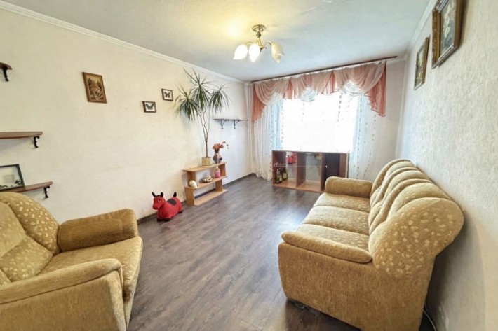 Продаж 2 к. кв. Виноградар, вул. Свободи - фото 1