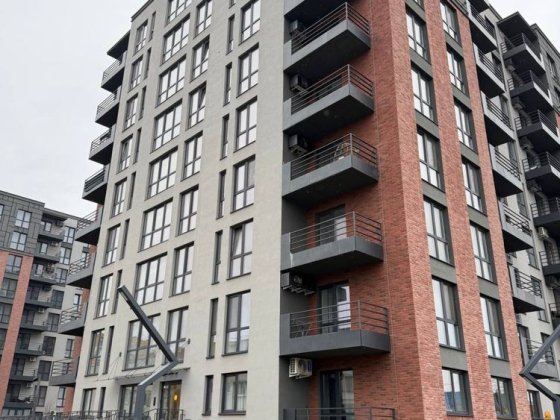 Продаж 2 кімнатної квартири / ЖК West Towers Ужгород