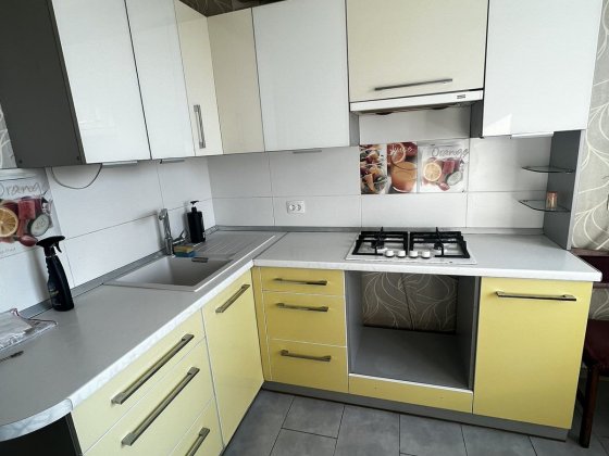 Терміновий продаж квартири однокімнатної на Ближньому Замості дешево Винница