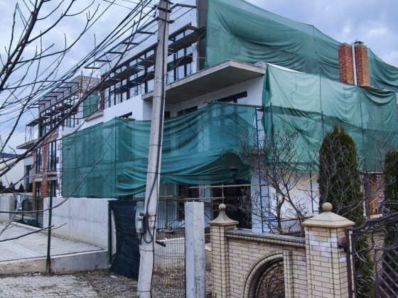 Продається двокімнатна квартира ,дослідна станція. Черновцы