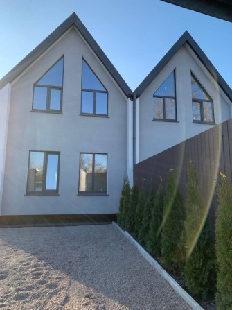 Сучасний танхаус 104 мк у Олександрівці( Чернігів) з  ділянкою 4 сотки - фото 1