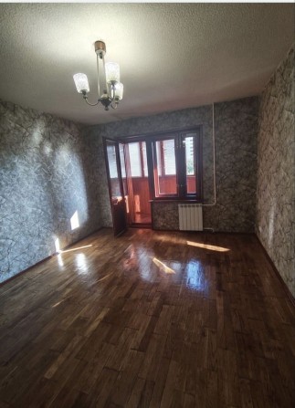 Продаж 1к кв 34 м2 Дарницький Вірменська м. Вирлиця парк Патризанської - фото 1