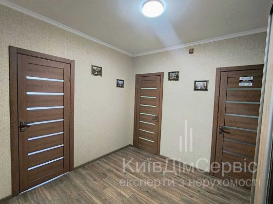 Продаж 3к квартири з ремонтом та квартирантами Бальзака 83/2 Троещина Киев