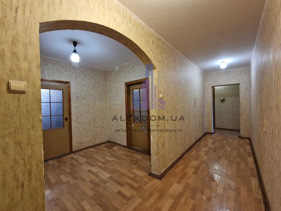 Ексклюзив! Продаж 3к квартири вул. Лисківська 30. Троєщина